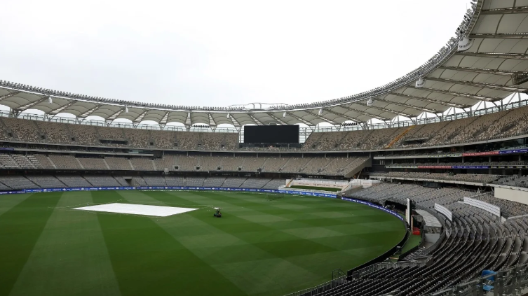 Unseasonal Rains Challenge Perth Pitch Preparations Ahead of Border-Gavaskar Test