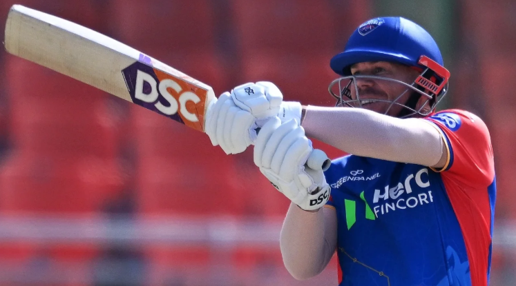 Stunning IPL Auction Twist: Warner and Thakur Left Unsold