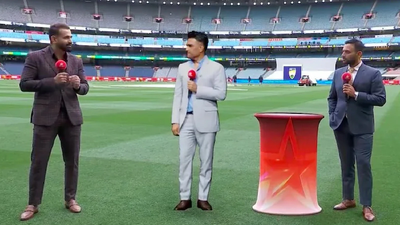 Sanjay Manjrekar and Irfan Pathan Clash Over Jaiswal’s Run-Out Incident