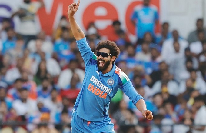 IND vs ENG 1st ODI: Ravindra Jadeja Makes History as India’s 5th Bowler to Reach 600 International Wickets