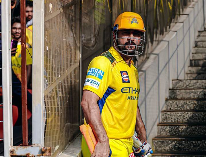 Dhoni Keeps Fans Guessing: 'Not Saying I'm Done, Not Saying I'm Coming Back